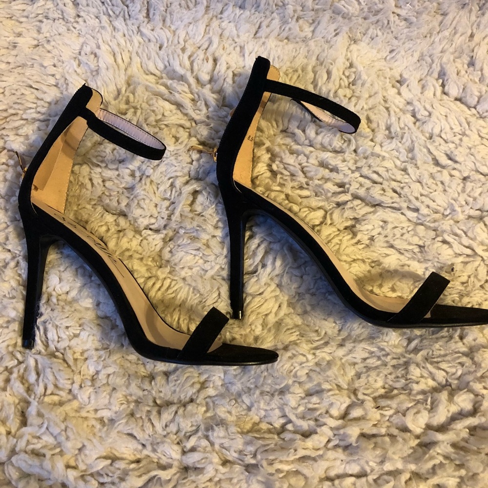 Fashion nova black heels